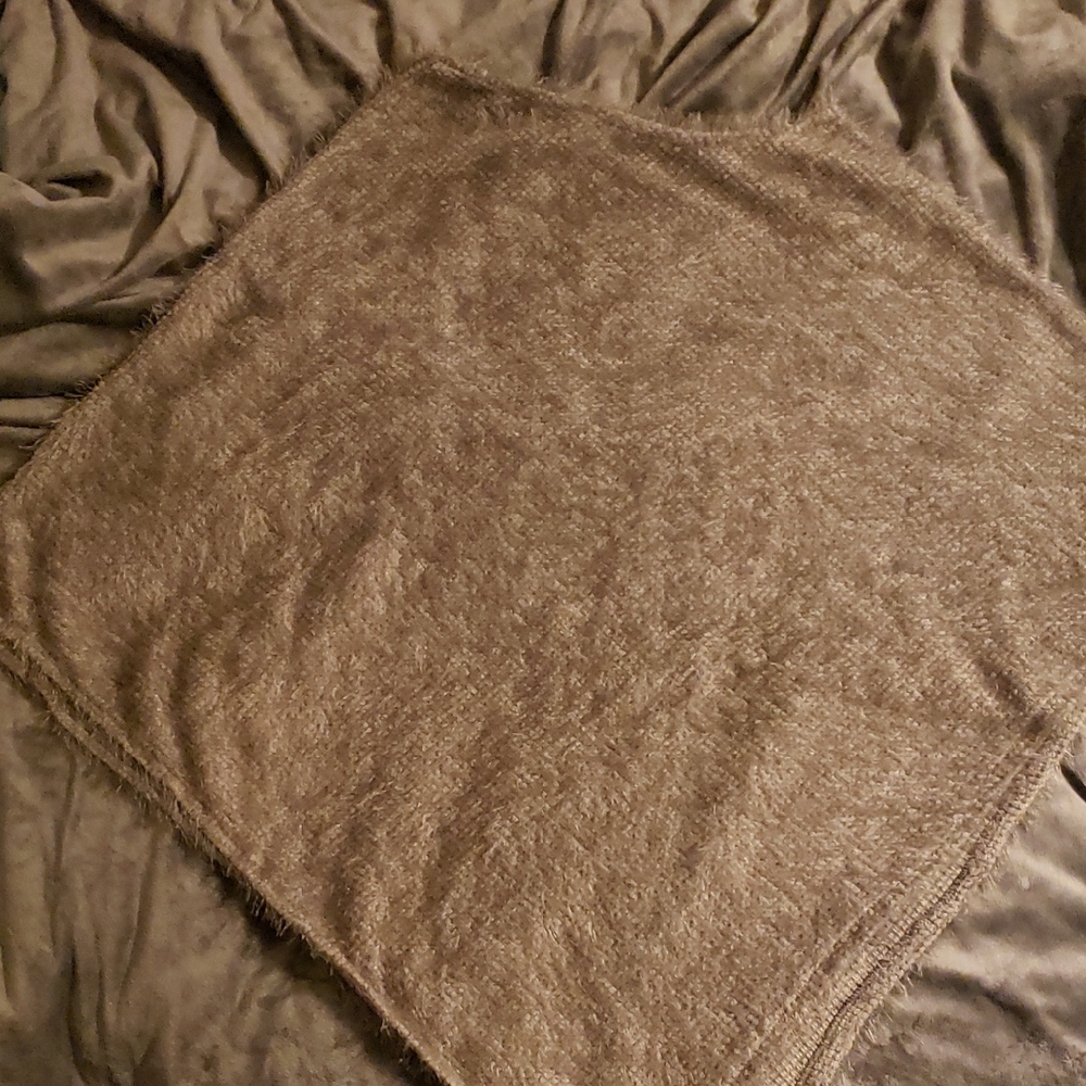 Gray Diamond Shape lightweight Sweater Poncho SOFT